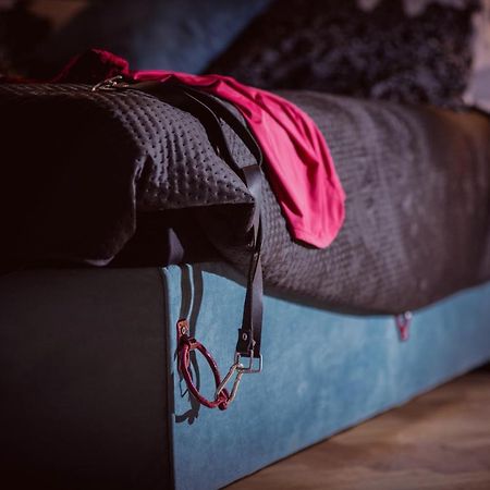 Apartament Dla Doroslych "Papierki Po Cukierkach" لوبلين المظهر الخارجي الصورة