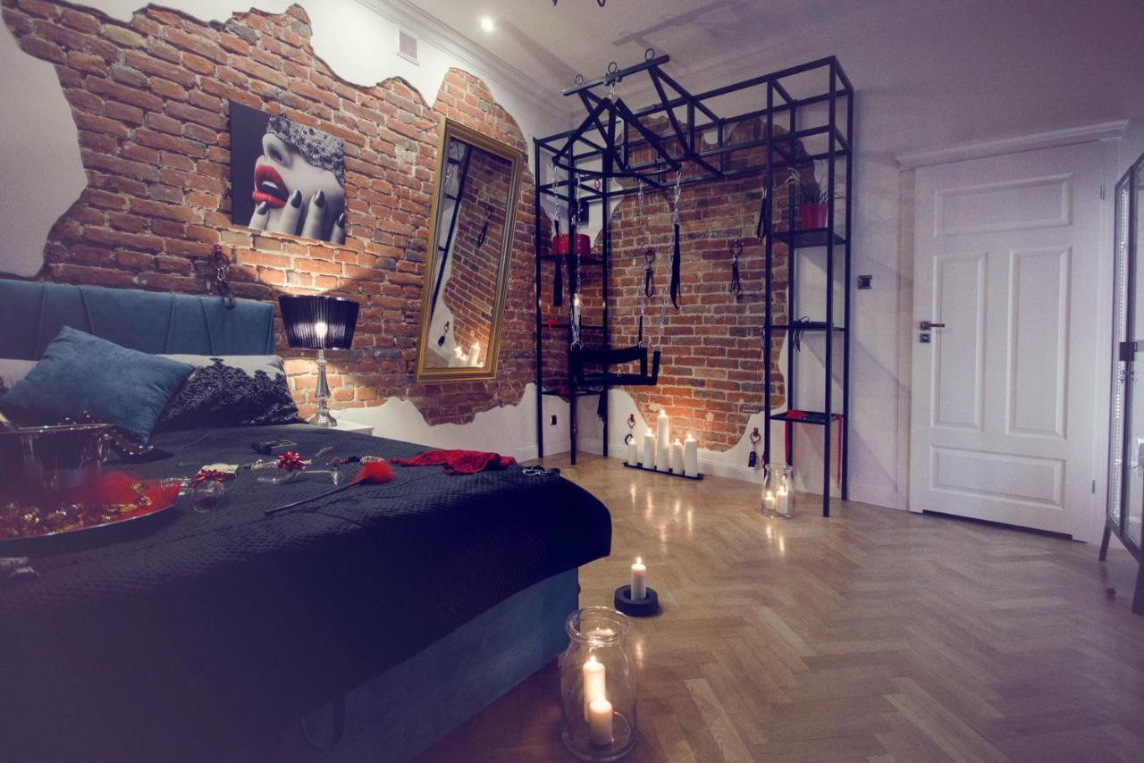 Apartament Dla Doroslych "Papierki Po Cukierkach" لوبلين المظهر الخارجي الصورة